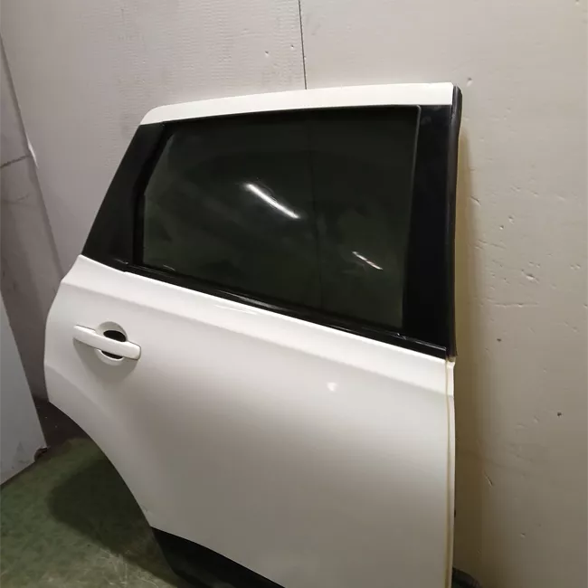 Porta posteriore destra