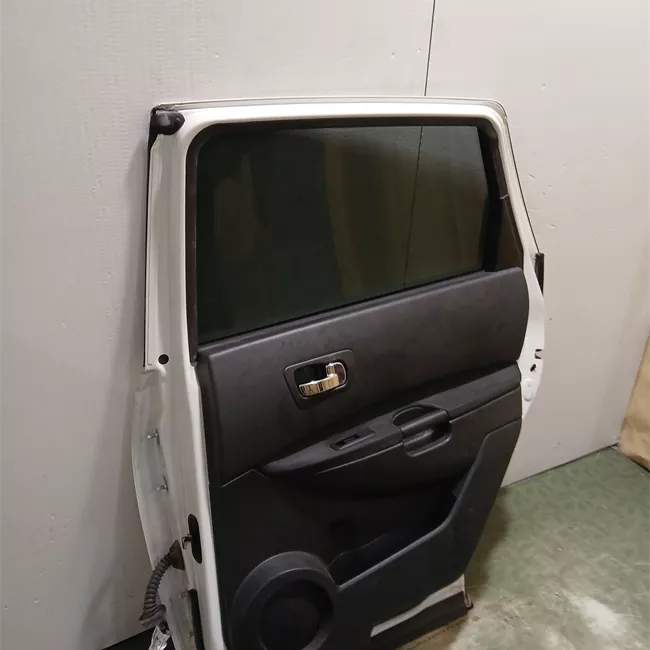 Porta posteriore destra