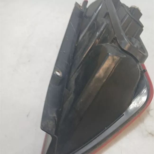 Fanale posteriore sinistro