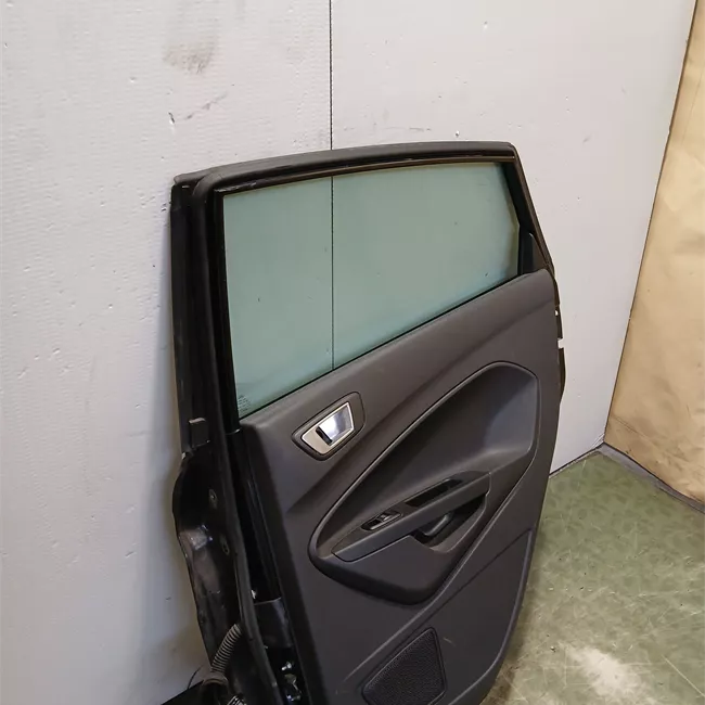 Porta posteriore destra