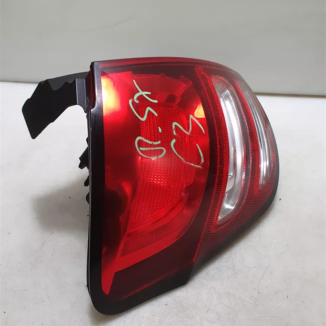 Fanale posteriore sinistro