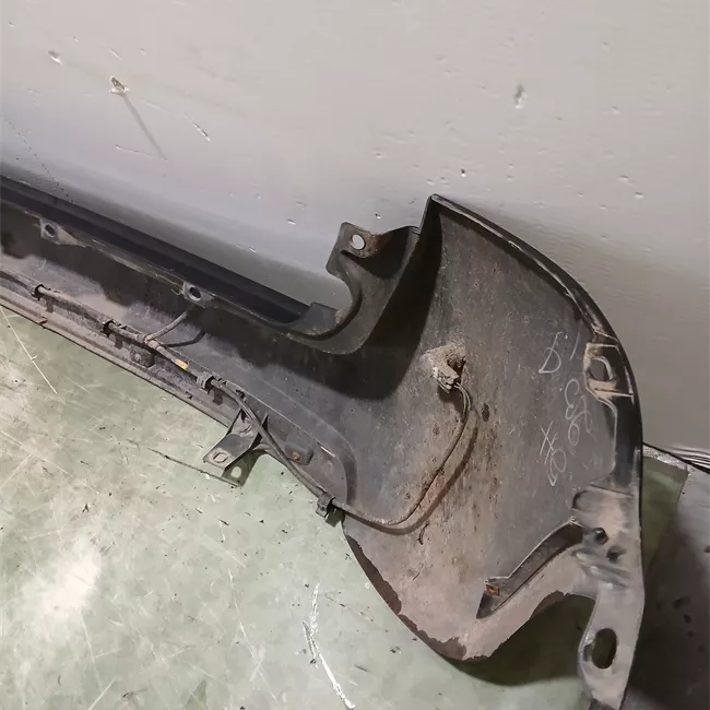 Paraurti posteriore con sensore parcheggio primer