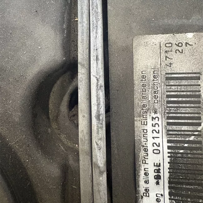 Motore semicompleto rotazionale