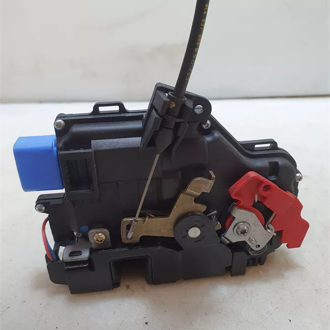 Serratura porta anteriore destra