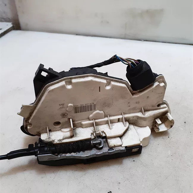 Serratura porta anteriore sinistra