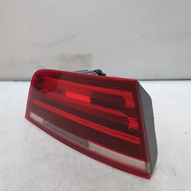 Fanale posteriore parte interno sinistro