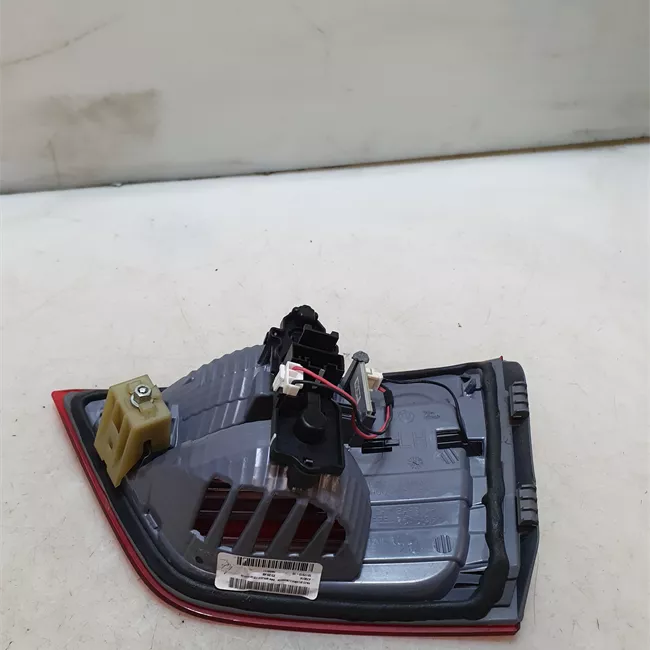 Fanale posteriore parte interno sinistro