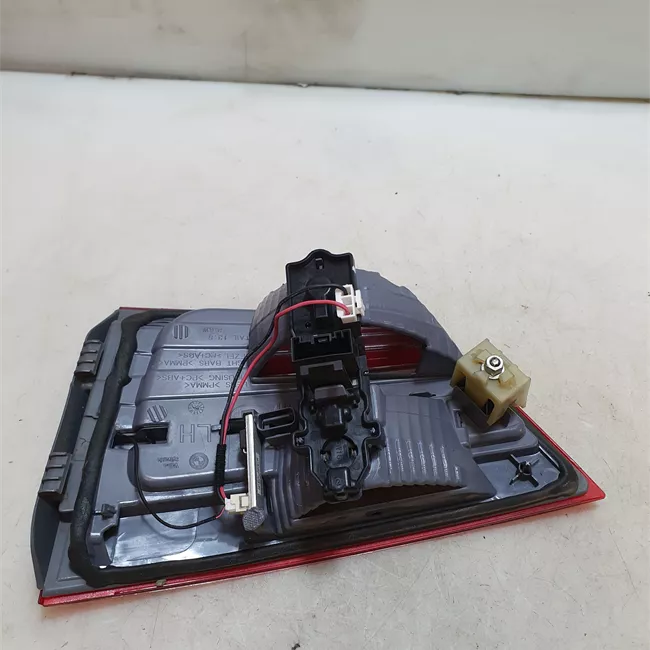 Fanale posteriore parte interno sinistro