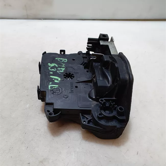 Serratura porta posteriore destra