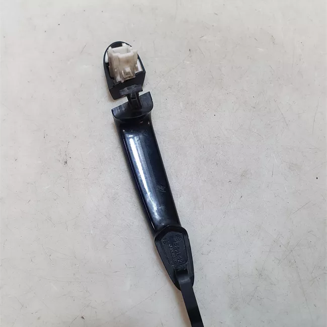 Maniglia porta posteriore destra 01/08<