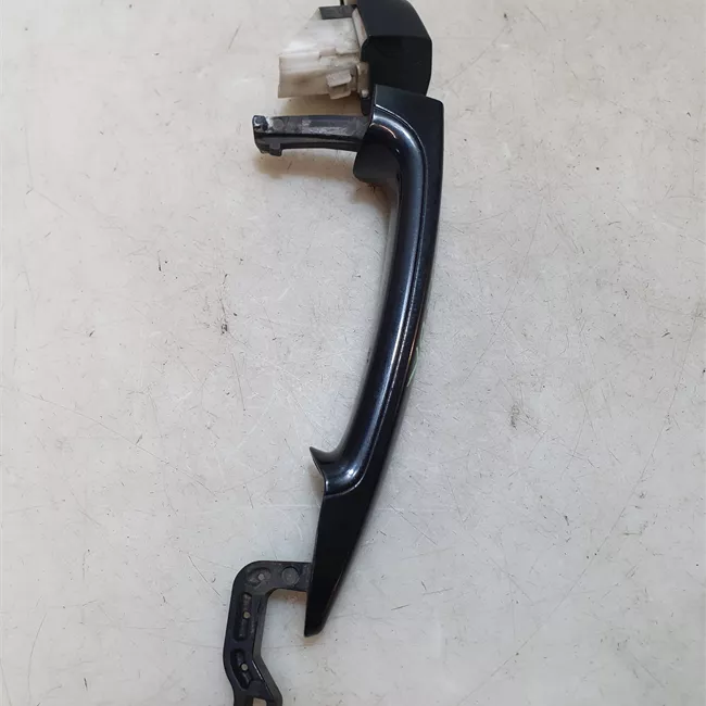 Maniglia porta posteriore destra 01/08<