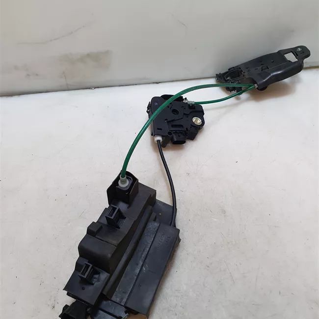 Serratura chiusura centralizzata porta anteriore sinistra