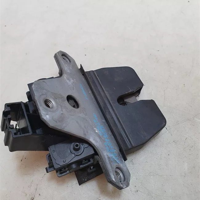 Serratura portello posteriore