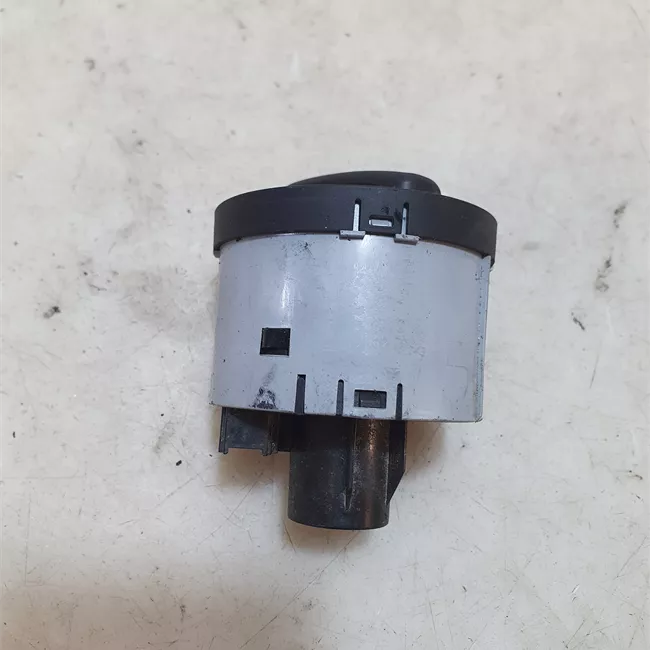 Interruttore blocco comando luci