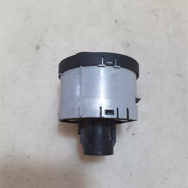 Interruttore blocco comando luci