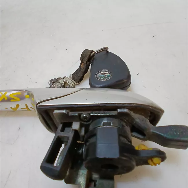 Maniglia porta anteriore destra