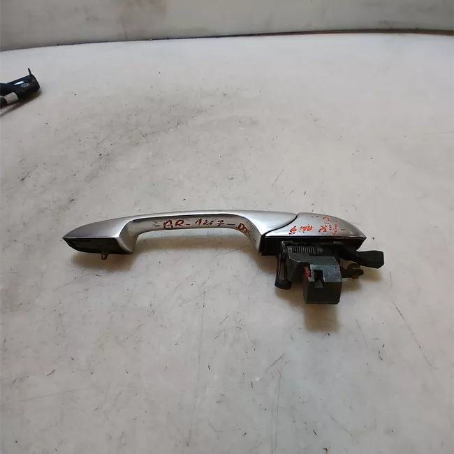 Maniglia porta anteriore destra