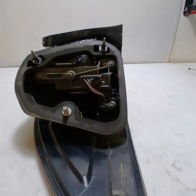 Fanale posteriore destro con fanale retronebbia