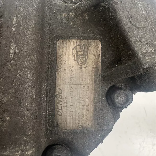 Compressore aria condizionata rotazionale