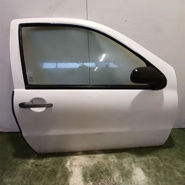 Porta anteriore destra