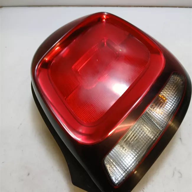 Fanale posteriore destro