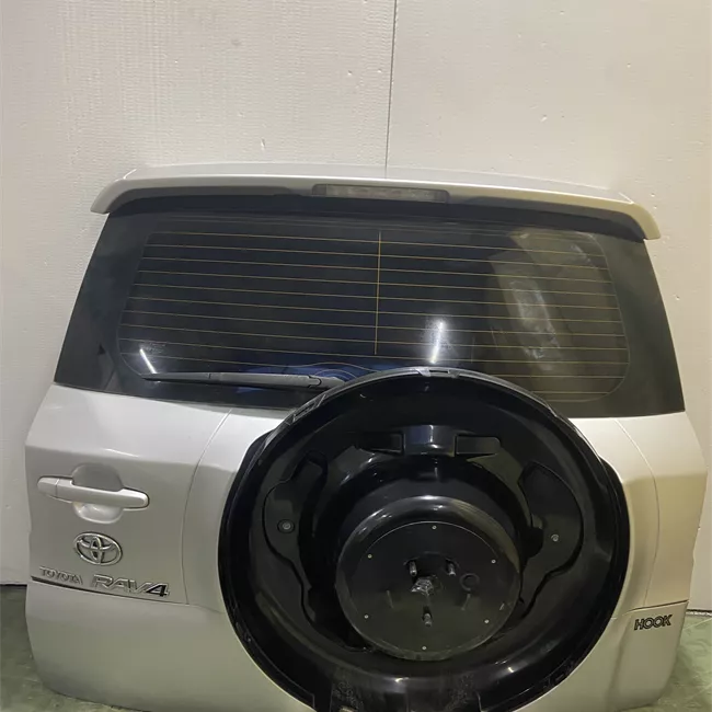 Portello posteriore con ruota scorta