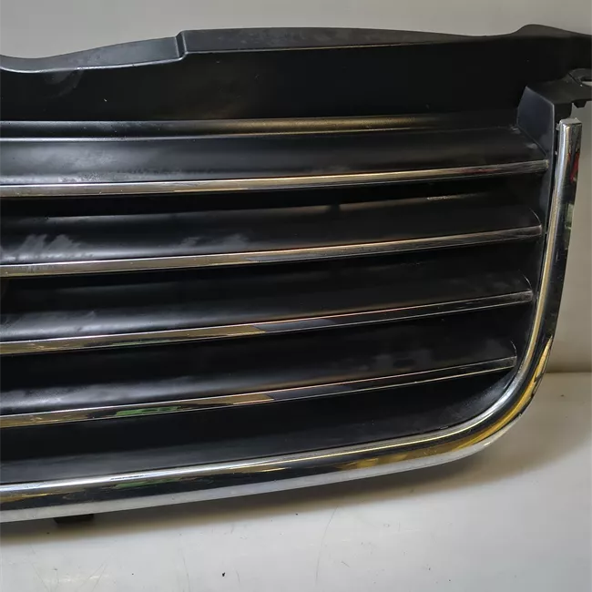 Griglia con allesterna personalizzato cromo