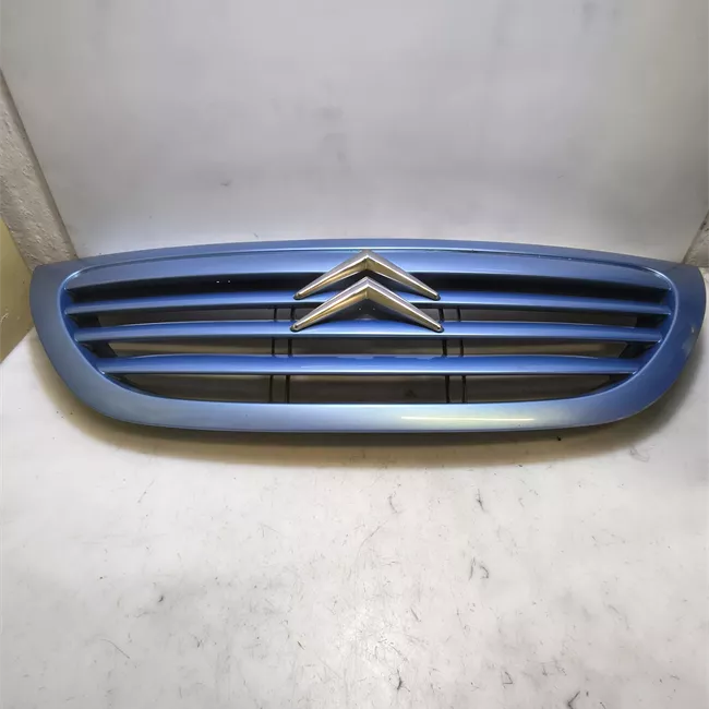 Griglia con stemma con primer