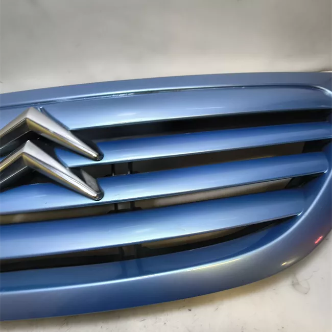 Griglia con stemma con primer