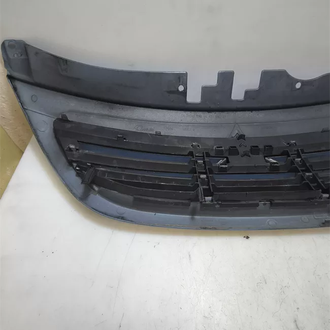 Griglia con stemma con primer