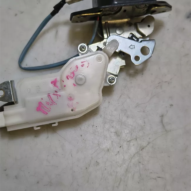 Serratura portello posteriore