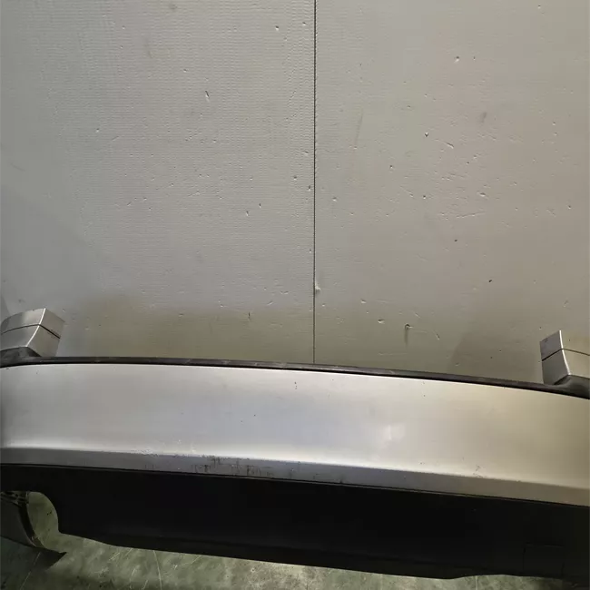 Paraurti posteriore 00>