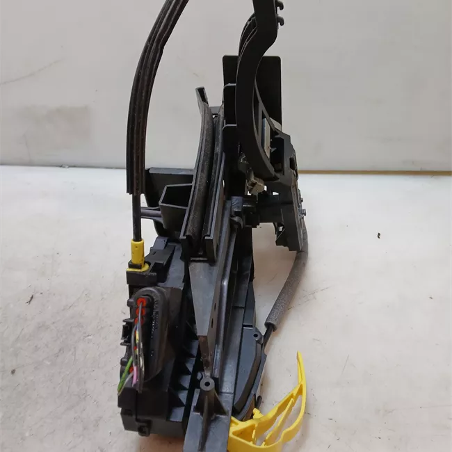 Serratura porta posteriore sinistra Serr.sic.bambiente post+ril.el