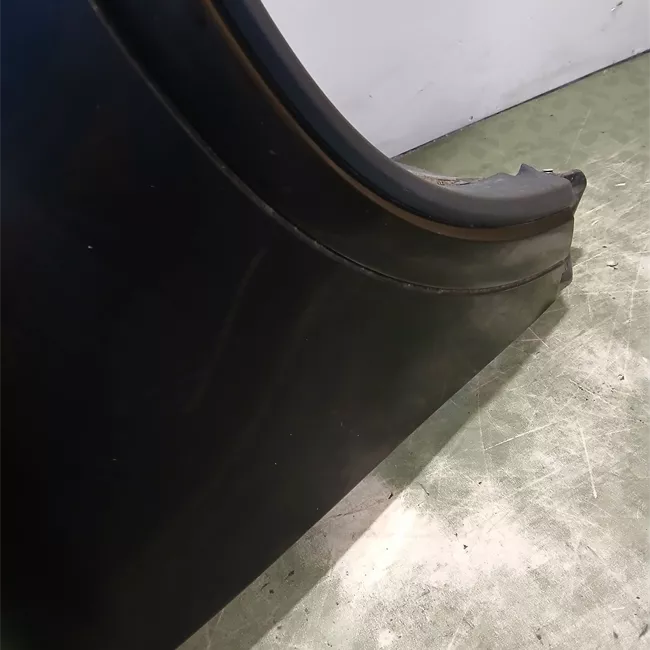 Parafango anteriore destro