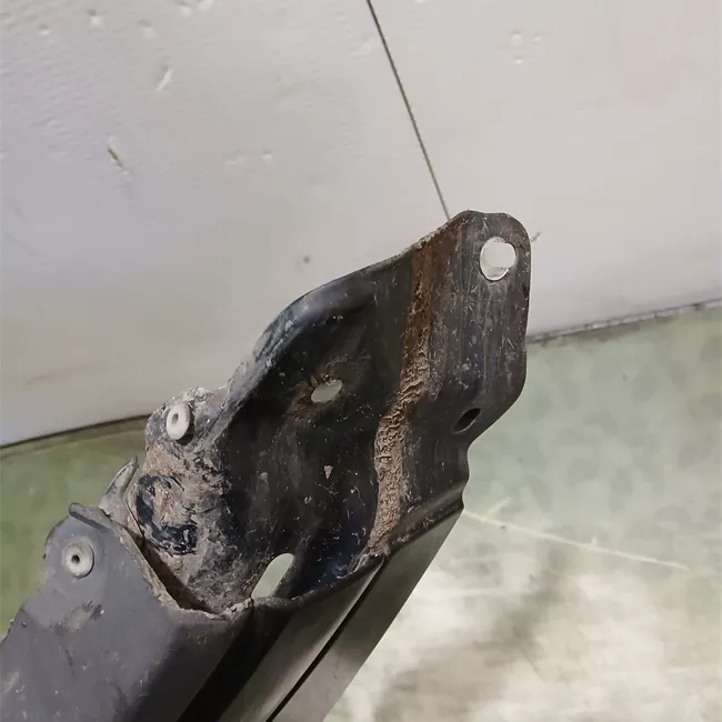 Parafango anteriore destro