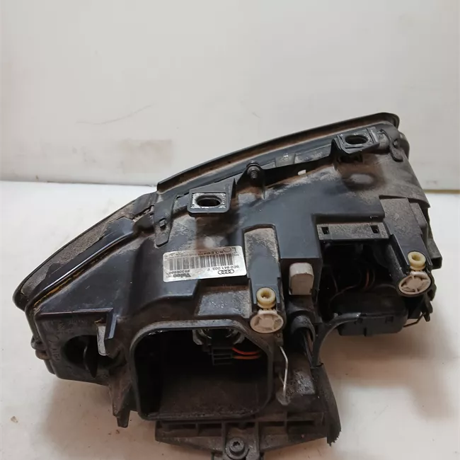 Proiettore sinistro regolazione altezza