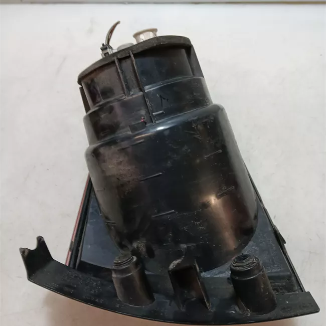 Fanale posteriore sinistro Nero