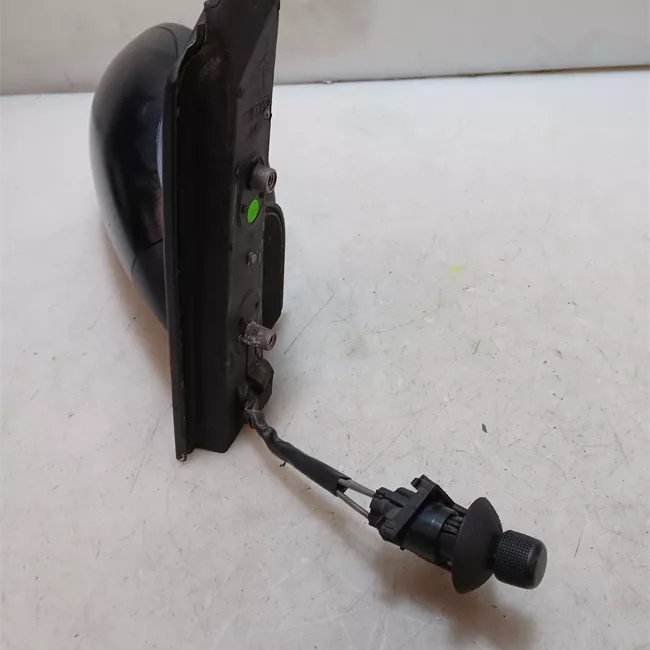 Retrovisore esterno destro 01-05<