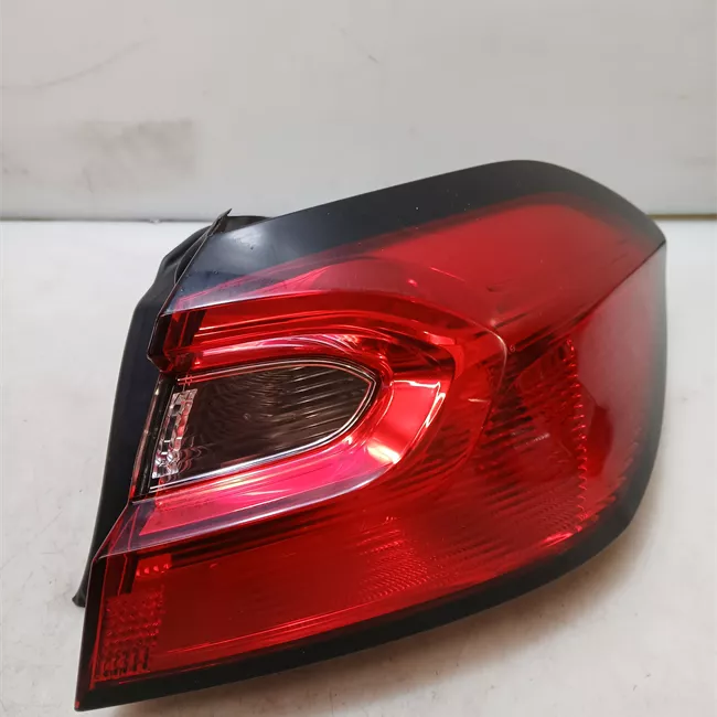 Fanale posteriore parte esterno destro