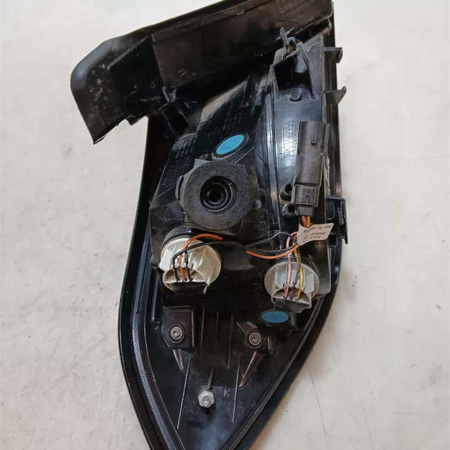 Fanale posteriore parte esterno destro