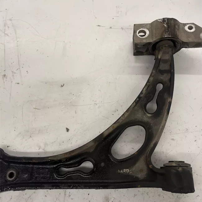 Braccio oscillante sospensione anteriore sinistro Ghisa