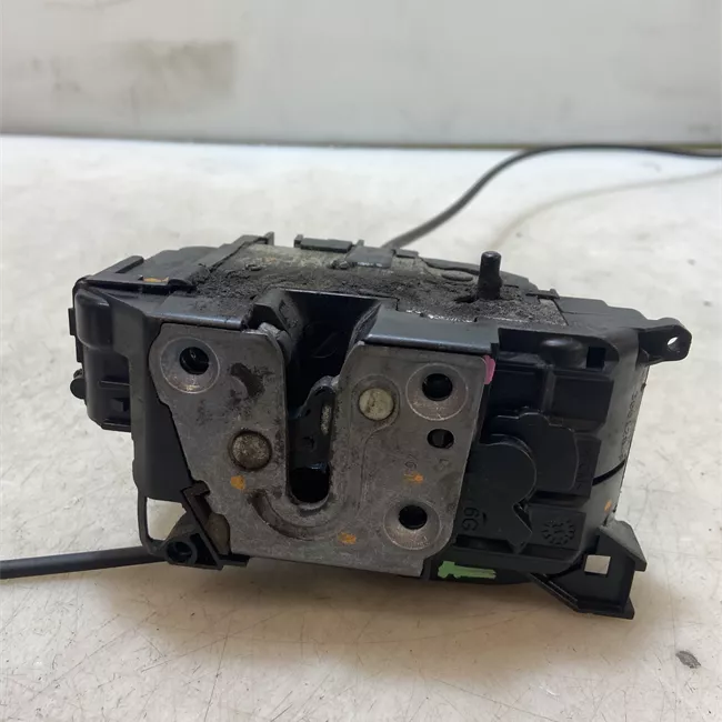 Serratura chiusura centralizzata porta posteriore sinistra