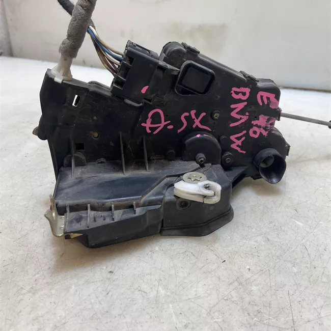 Serratura porta anteriore sinistra