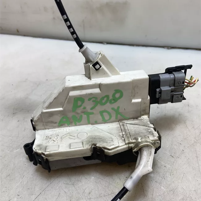 Serratura porta anteriore destra