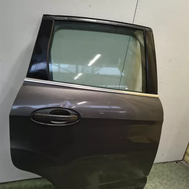 Porta posteriore destra