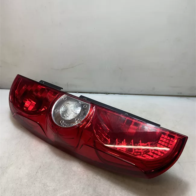 Fanale posteriore destro