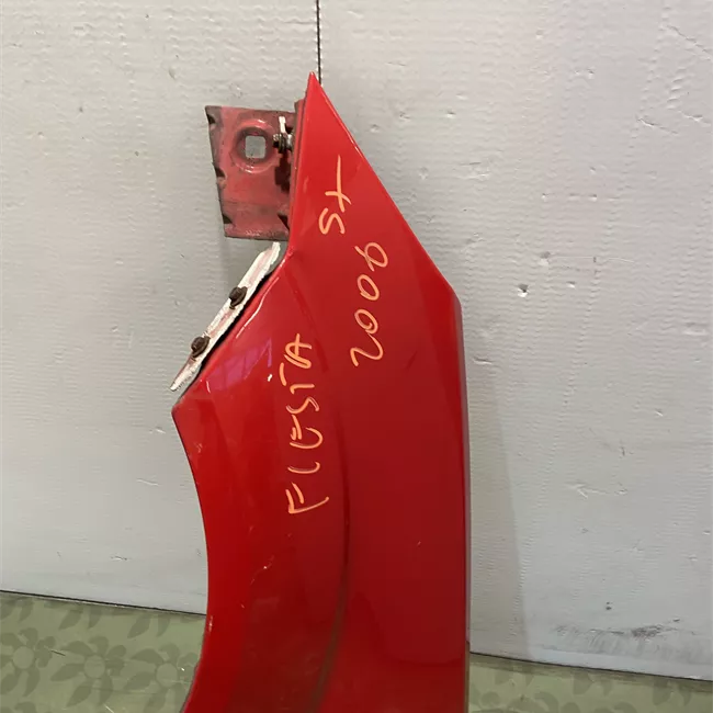 Parafango anteriore sinistro