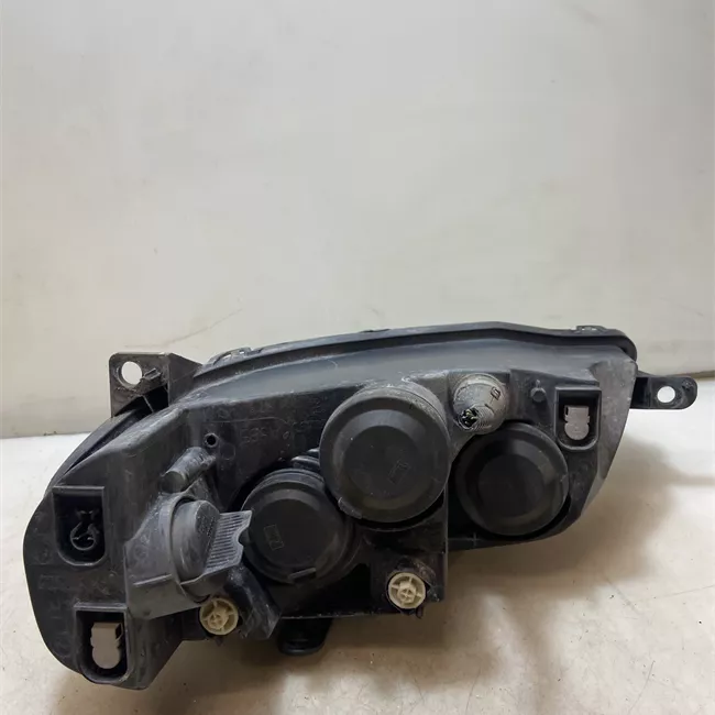 Proiettore destro 07/04<