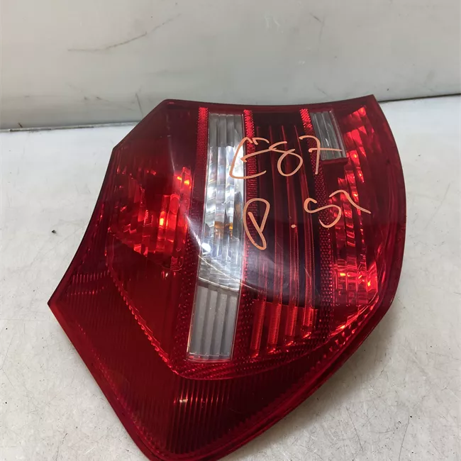 Fanale posteriore sinistro