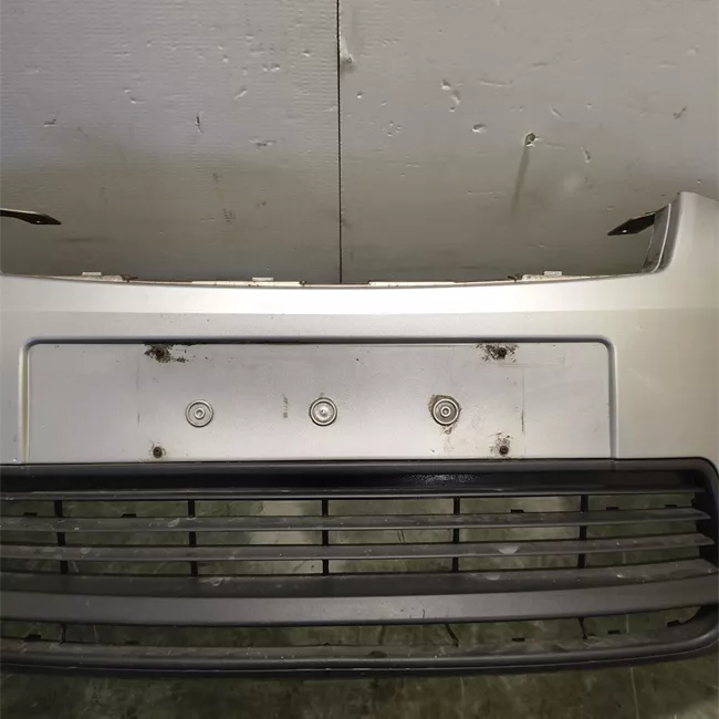 Paraurti anteriore Verniciato Nero